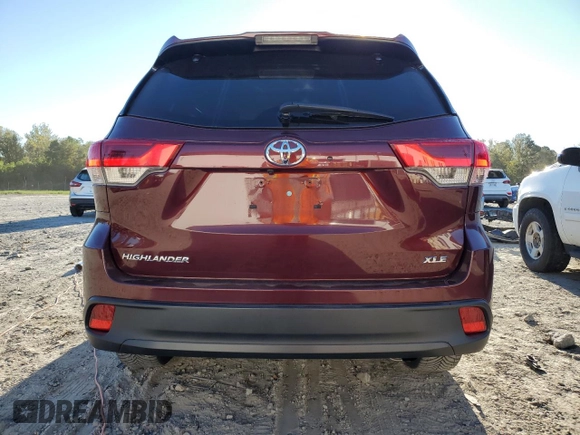 2018 Toyota Highlander SE z VIN 5TDKZRFH9JS238704, wystawiony jako Copart lot #74180764 z przebiegiem 96 037 mil mil oraz Szkoda całkowita • Salvage title. Historia ofert i sprzedaży dostępna na DreamBid. Obrazek 6.