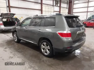 2012 Toyota Highlander Limited with VIN 5TDDK3EH9CS107769, listed as a IAAI auction lot 41378806 with 195,643 mi miles. Bid and sale history available at carsss.com. Image 3.