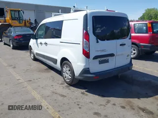 2015 Ford Transit Connect XLT z VIN NM0LS7F79F1203215, wystawiony jako IAAI lot #42217772 z przebiegiem 217 186 mil mil oraz . Historia ofert i sprzedaży dostępna na DreamBid. Obrazek 3.