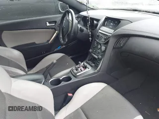 2016 Hyundai Genesis Coupe 3.8L Base with VIN KMHHT6KJXGU136900, listed as a IAAI auction lot 42203757 with 90,258 mi miles and . Bid and sale history available at DreamBid. Image 5.