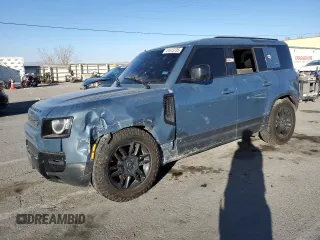 2021 Land Rover Defender S z VIN SALEJ7RX6M2035267, wystawiony jako Copart lot #41673735 z przebiegiem Nie podano mil oraz Czysty tytuł • Clean title. Historia ofert i sprzedaży dostępna na DreamBid. Obrazek 1.