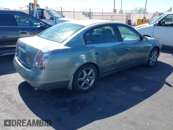 2006 Nissan Altima SE z VIN 1N4BL11DX6N401712, wystawiony jako IAAI lot #42350080 z przebiegiem 170 888 mil mil oraz . Historia ofert i sprzedaży dostępna na DreamBid. Obrazek 4.