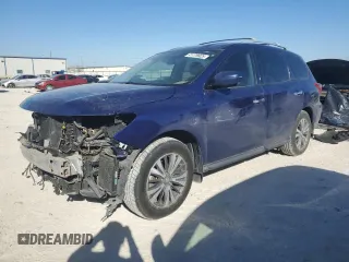 2017 Nissan Pathfinder Platinum with VIN 5N1DR2MN5HC641403, listed as a Copart auction lot 41779925 with 64,242 mi miles and Salvage Title. Bid and sale history available at carsss.com. Image 1.