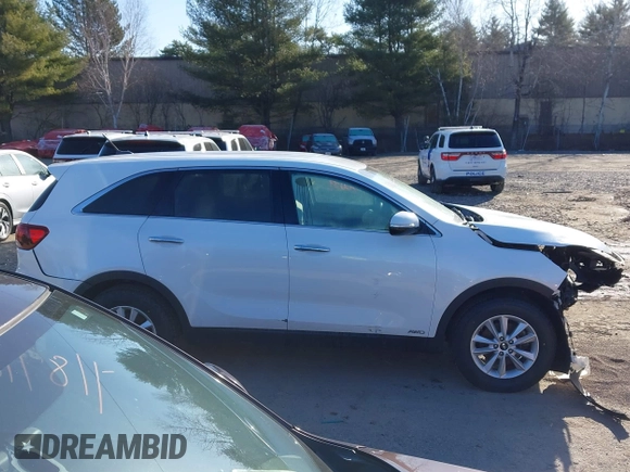 2019 Kia Sorento LX with VIN 5XYPGDA37KG526732, listed as a IAAI auction lot 41708039 with 75,963 mi miles. Bid and sale history available at carsss.com. Image 14.