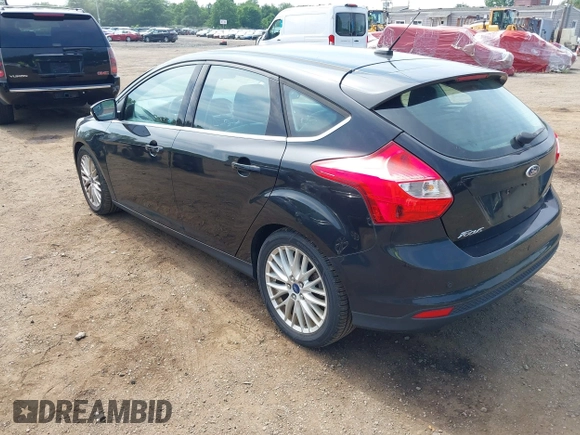2014 Ford Focus Titanium with VIN 1FADP3N2XEL319782, listed as a IAAI auction lot 42615481 with 132,423 mi miles and . Bid and sale history available at DreamBid. Image 3.