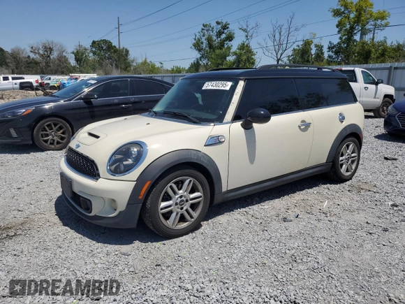 2014 MINI Clubman S z VIN WMWZG3C50ET801008, wystawiony jako Copart lot #57430295 z przebiegiem 145 264 mil mil oraz Szkoda całkowita • Salvage title. Historia ofert i sprzedaży dostępna na DreamBid. Obrazek 1.