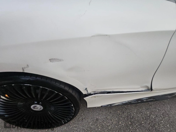2019 Mercedes-Benz S 63 AMG with VIN WDDXJ8JB9KA036251, listed as a Copart auction lot 47608865 with 67,464 mi miles and Clean Title. Bid and sale history available at DreamBid. Image 5.