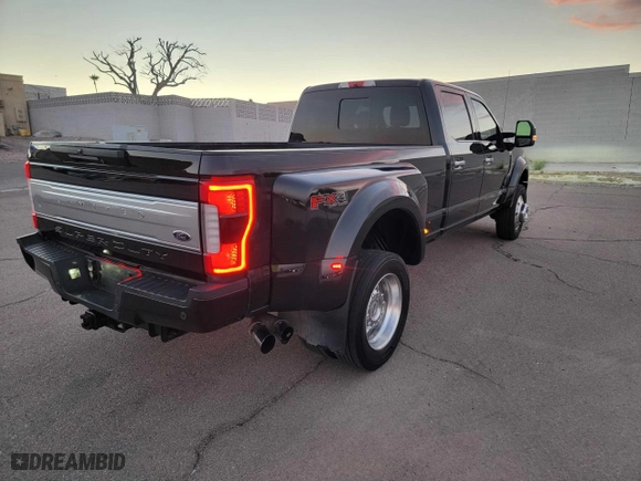 2019 Ford Super Duty F-450 DRW XL with VIN 1FT8W4DT3KEF69296, listed as a Copart auction lot 83964754 with 112,304 mi miles and Clean Title. Bid and sale history available at carsss.com. Image 4.