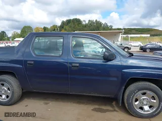 2011 Honda Ridgeline RT with VIN 5FPYK1F20BB001723, listed as a IAAI auction lot 40376797 with 167,706 mi miles. Bid and sale history available at carsss.com. Image 13.