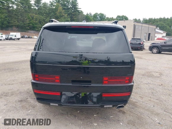 2024 Hyundai Santa Fe Calligraphy with VIN 5NMP5DGL6RH031547, listed as a IAAI auction lot 42562910 with 10,998 mi miles and . Bid and sale history available at DreamBid. Image 16.