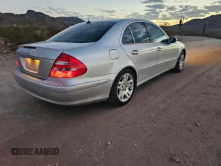 2003 Mercedes-Benz E-Class 5.0L with VIN WDBUF70J83A252853, listed as a Copart auction lot 77914304 with 181,702 mi miles and Clean Title. Bid and sale history available at carsss.com. Image 4.