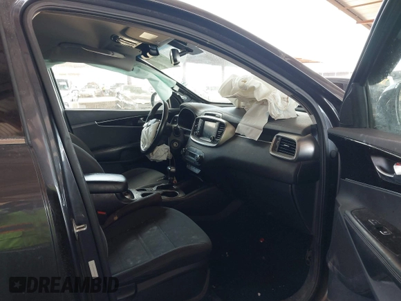 2019 Kia Sorento LX z VIN 5XYPGDA32KG439966, wystawiony jako IAAI lot #42046846 z przebiegiem 101 592 mil mil oraz . Historia ofert i sprzedaży dostępna na DreamBid. Obrazek 5.