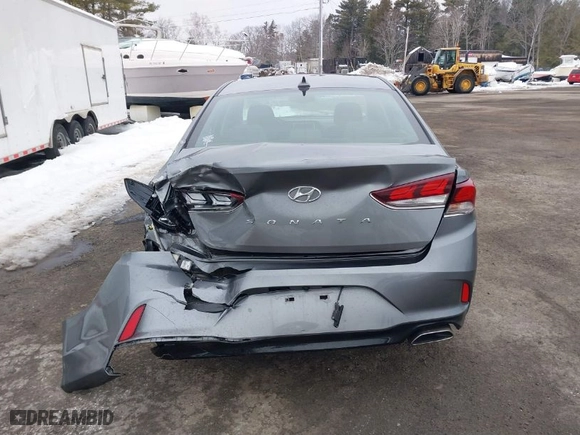 2018 Hyundai Sonata SEL with VIN 5NPE34AF5JH696060, listed as a IAAI auction lot 41638547 with NaN miles. Bid and sale history available at carsss.com. Image 16.
