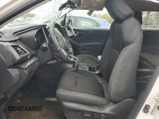2024 Subaru Forester Premium z VIN JF2SKACC0RH497985, wystawiony jako Copart lot #55878105 z przebiegiem 11 503 mil mil oraz Szkoda całkowita • Salvage title. Historia ofert i sprzedaży dostępna na DreamBid. Obrazek 7.