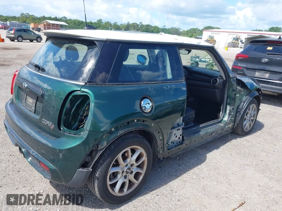 2015 MINI Hardtop S z VIN WMWXP7C50F2A38545, wystawiony jako IAAI lot #42253944 z przebiegiem 74 395 mil mil oraz . Historia ofert i sprzedaży dostępna na DreamBid. Obrazek 4.