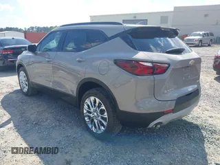 2021 Chevrolet Blazer LT with VIN 3GNKBCRS9MS582176, listed as a IAAI auction lot 42192476 with 29,863 mi miles and . Bid and sale history available at DreamBid. Image 3.