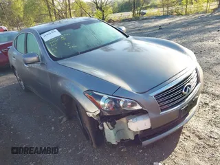2012 Infiniti M z VIN JN1BY1AP4CM331103, wystawiony jako IAAI lot #41961458 z przebiegiem 108 375 mil mil oraz . Historia ofert i sprzedaży dostępna na DreamBid. Obrazek 1.