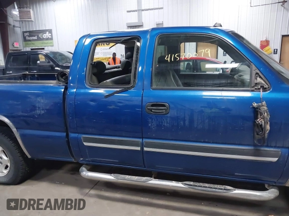 2004 Chevrolet Silverado 1500 with VIN 1GCEK19T34E186452, listed as a IAAI auction lot 41570079 with 170,537 mi miles and . Bid and sale history available at DreamBid. Image 13.