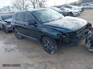 2019 Volkswagen Tiguan SE with VIN 3VV2B7AX1KM154435, listed as a IAAI auction lot 41740969 with 103,310 mi miles. Bid and sale history available at carsss.com. Image 1.