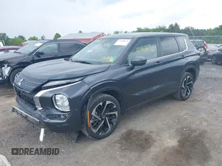 2024 Mitsubishi Outlander SE z VIN JA4J3VA81RZ049952, wystawiony jako IAAI lot #42448676 z przebiegiem 33 337 mil mil oraz . Historia ofert i sprzedaży dostępna na DreamBid. Obrazek 17.