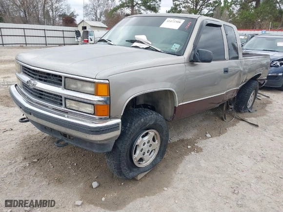 1998 Chevrolet C/K 1500 with VIN 1GCEK19R4WR145098, listed as a IAAI auction lot 41472308 with 291,454 mi miles. Bid and sale history available at carsss.com. Image 2.