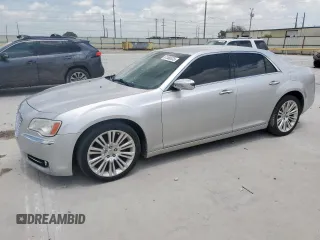 2011 Chrysler 300 Limited with VIN 2C3CA5CG6BH613985, listed as a Copart auction lot 61558575 with 172,426 mi miles and Clean title. Bid and sale history available at DreamBid. Image 1.