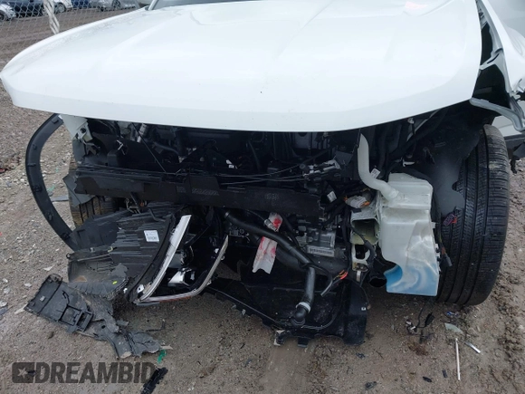 2024 Volkswagen Atlas SE with VIN 1V2KE2CA3RC235187, listed as a IAAI auction lot 42017847 with 12,575 mi miles and . Bid and sale history available at DreamBid. Image 6.