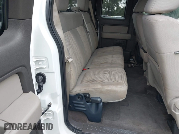 2010 Ford F-150 XL with VIN 1FTEX1C82AFC53442, listed as a IAAI auction lot 40375638 with 1 mi miles. Bid and sale history available at carsss.com. Image 8.