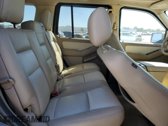 2008 Ford Explorer XLT with VIN 1FMEU638X8UA35093, listed as a Copart auction lot 82516934 with 151,461 mi miles and Salvage title. Bid and sale history available at DreamBid. Image 12.