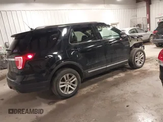 2018 Ford Explorer XLT z VIN 1FM5K8D87JGC82785, wystawiony jako IAAI lot #41113925 z przebiegiem 90 780 mil mil oraz . Historia ofert i sprzedaży dostępna na DreamBid. Obrazek 4.