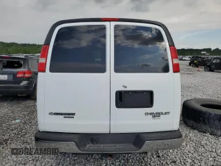 2006 Chevrolet Express Passenger with VIN 1GAHG35U761194114, listed as a Copart auction lot 55985195 with 110,432 mi miles and Salvage title. Bid and sale history available at DreamBid. Image 6.