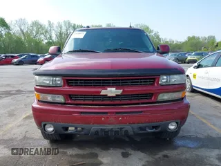 2005 Chevrolet Tahoe LT с VIN 1GNEK13T05R236749, выставлен на аукционе IAAI как лот 42070371 с пробегом 215 428 миль миль и . История ставок и продаж доступна на DreamBid. Изображение 6.