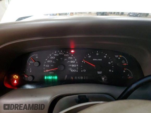 2004 Ford Excursion XLT with VIN 1FMNU41S94EB68872, listed as a Copart auction lot 85883684 with 313,211 mi miles and Clean Title. Bid and sale history available at DreamBid. Image 9.
