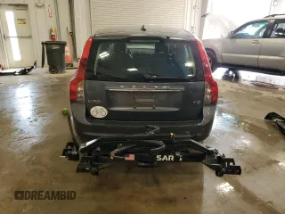 2011 Volvo V50 с VIN YV1672MW3B2602490, выставлен на аукционе Copart как лот 71265114 с пробегом 123 162 миль миль и На запчасти • Non repairable. История ставок и продаж доступна на DreamBid. Изображение 6.