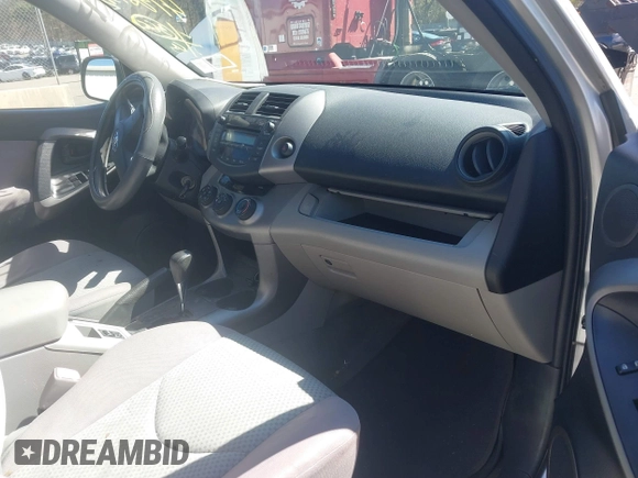2008 Toyota RAV4 with VIN JTMBD33V686058256, listed as a IAAI auction lot 41867392 with 130,400 mi miles. Bid and sale history available at carsss.com. Image 5.