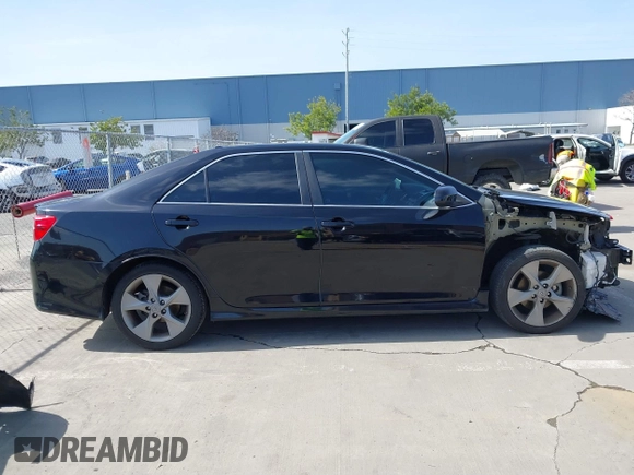 2012 Toyota Camry SE with VIN 4T1BK1FK5CU007987, listed as a IAAI auction lot 41837470 with 161,652 mi miles. Bid and sale history available at carsss.com. Image 14.