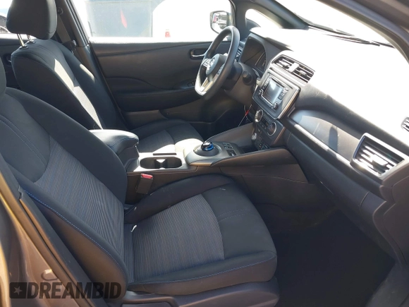 2018 Nissan LEAF S with VIN 1N4AZ1CP5JC315827, listed as a IAAI auction lot 41993989 with 41,504 mi miles and . Bid and sale history available at DreamBid. Image 5.