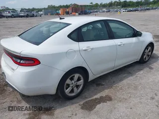 2015 Dodge Dart SXT with VIN 1C3CDFBB8FD172933, listed as a IAAI auction lot 42210911 with 139,452 mi miles and . Bid and sale history available at DreamBid. Image 4.