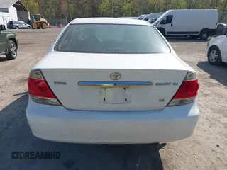 2005 Toyota Camry LE with VIN JTDBF30K650165746, listed as a IAAI auction lot 42066944 with 205,829 mi miles and . Bid and sale history available at DreamBid. Image 16.