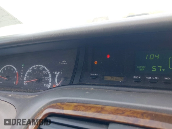 2002 Toyota Avalon XL with VIN 4T1BF28B32U266015, listed as a IAAI auction lot 41907532 with 347,005 mi miles and . Bid and sale history available at DreamBid. Image 7.