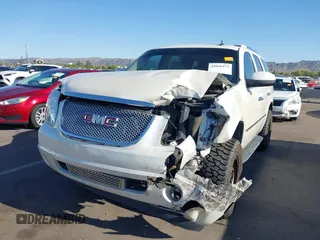 2010 GMC Yukon Denali with VIN 1GKUKEEF1AR224997, listed as a IAAI auction lot 42056472 with 81,314 mi miles. Bid and sale history available at carsss.com. Image 6.