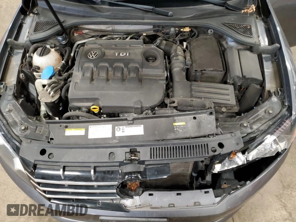 2015 Volkswagen Passat SE with VIN 1VWBV7A36FC090786, listed as a Copart auction lot 61056925 with 120,331 mi miles and Salvage title. Bid and sale history available at DreamBid. Image 11.