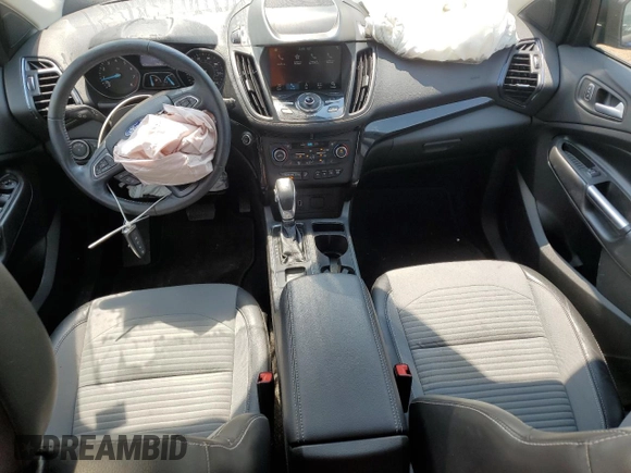 2019 Ford Escape Titanium z VIN 1FMCU9J99KUB39487, wystawiony jako Copart lot #60424765 z przebiegiem 43 094 mil mil oraz Szkoda całkowita • Salvage title. Historia ofert i sprzedaży dostępna na DreamBid. Obrazek 8.