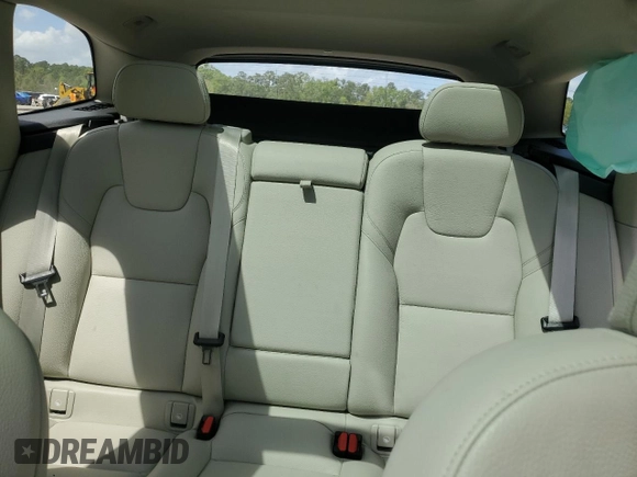 2023 Volvo XC60 Plus Bright Theme с VIN YV4L12DN5P1212759, выставлен на аукционе Copart как лот 51783925 с пробегом 17 771 миль миль и Списание • Salvage title. История ставок и продаж доступна на DreamBid. Изображение 10.