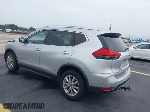 2017 Nissan Rogue SV с VIN KNMAT2MV9HP552905, выставлен на аукционе IAAI как лот 42428554 с пробегом 164 160 миль миль и . История ставок и продаж доступна на DreamBid. Изображение 3.
