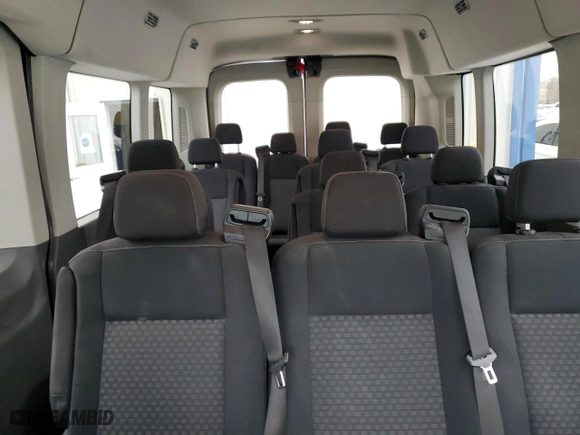 2022 Ford Transit Passenger Wagon XL with VIN 1FBAX2C88NKA69872, listed as a Copart auction lot 89361645 with 31,336 mi miles and Clean Title. Bid and sale history available at carsss.com. Image 10.