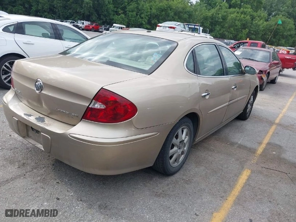 2005 Buick LaCrosse CXL with VIN 2G4WD532851234435, listed as a IAAI auction lot 39636254 with 257,127 mi miles. Bid and sale history available at carsss.com. Image 4.