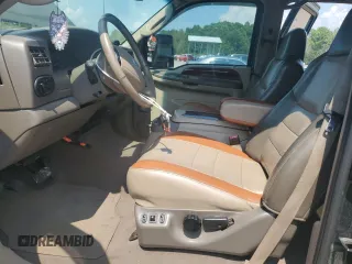 2003 Ford Excursion Eddie Bauer с VIN 1FMNU45S63EA80970, выставлен на аукционе Copart как лот 62710805 с пробегом 228 585 миль миль и Чистый • Clean title. История ставок и продаж доступна на DreamBid. Изображение 7.