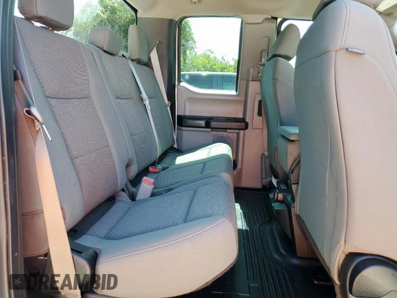 2017 Ford F-250 XLT with VIN 1FT7X2B63HED50048, listed as a Copart auction lot 61651905 with 236,773 mi miles and Clean title. Bid and sale history available at DreamBid. Image 10.