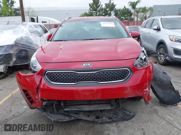 2018 Kia Niro LX with VIN KNDCB3LC7J5140579, listed as a IAAI auction lot 41895014 with 17,683 mi miles. Bid and sale history available at carsss.com. Image 6.